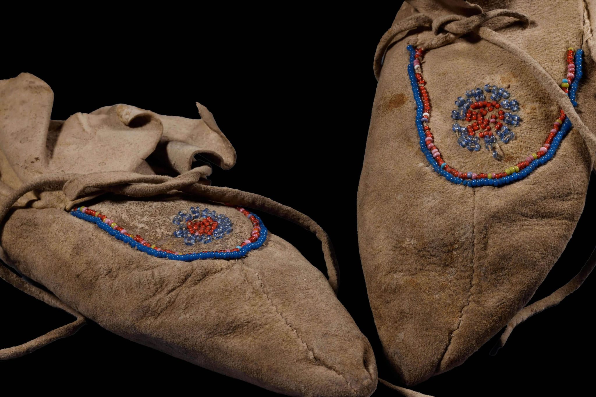 Par de Mocasines Sioux <br>"Sioux, Dakota del Norte/Sur - 1800 d.C. " - Imagen 6