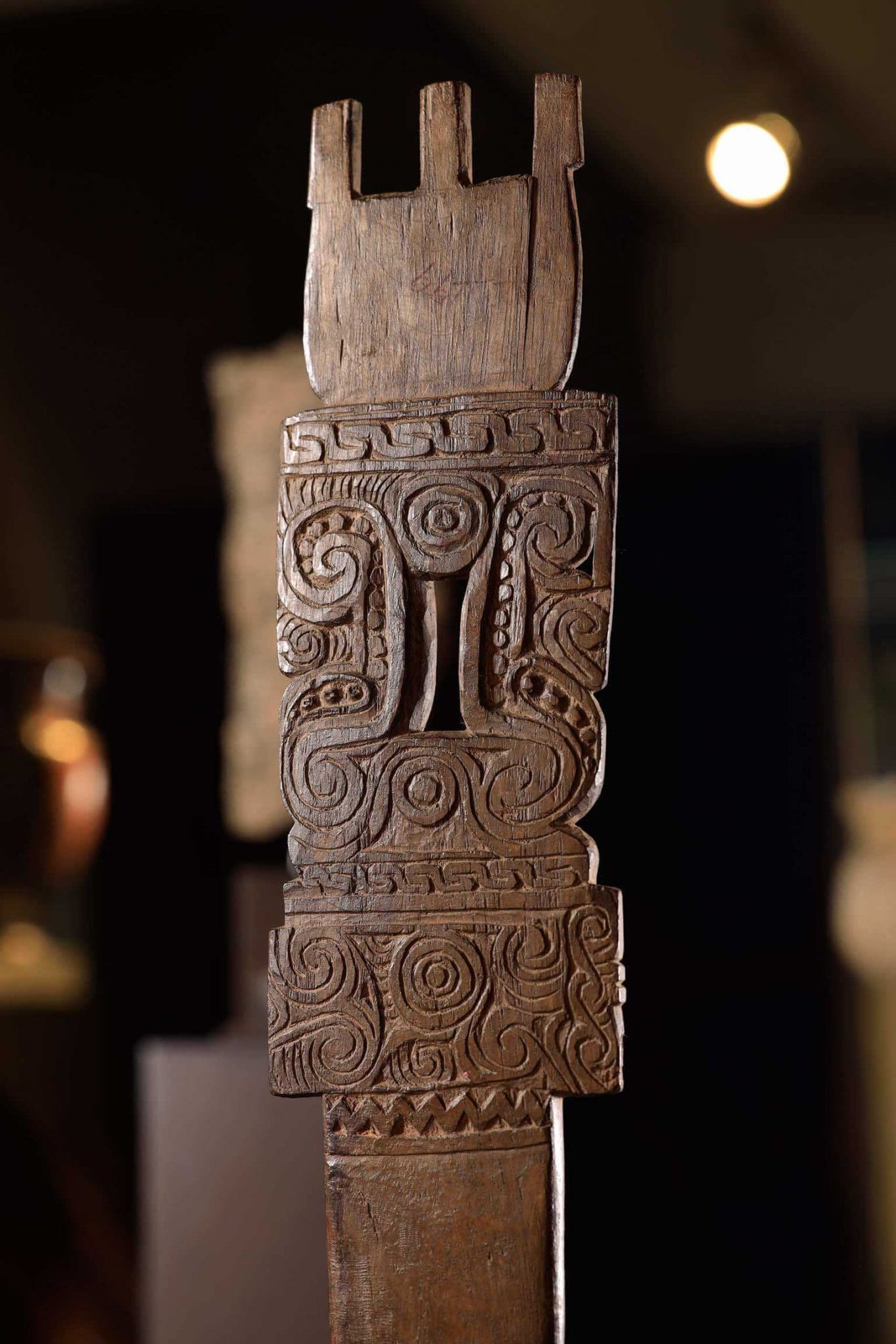 Espátula de madera<br>"Papua Nueva Guinea, primera mitad del siglo XX" - Imagen 2